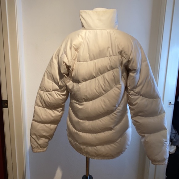 Columbia Cream Down & Feather Jacket Size: Small - Picture 11 of 15